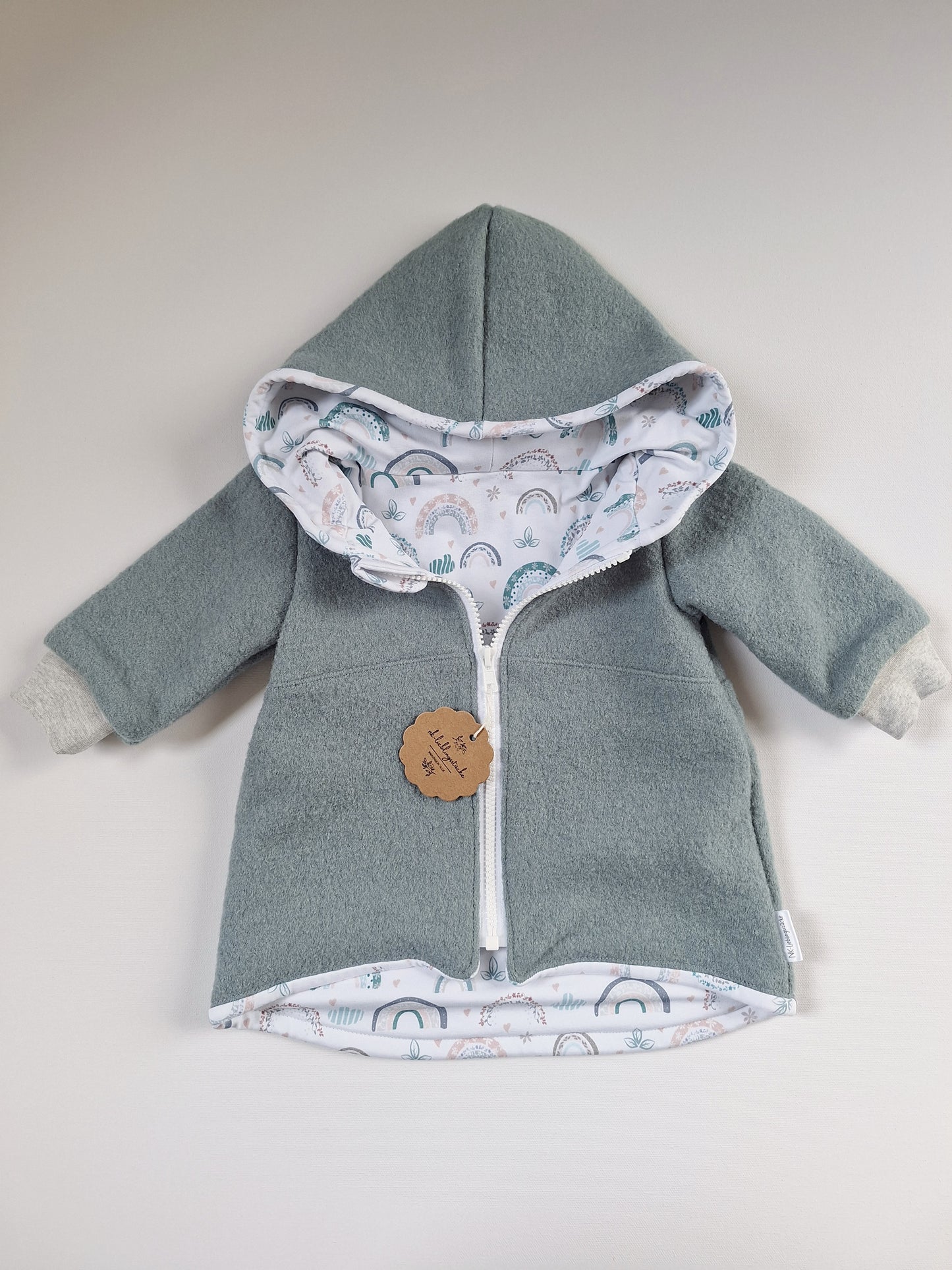 Wollwalk-Mantel Salbei "Regenbögen" (74)