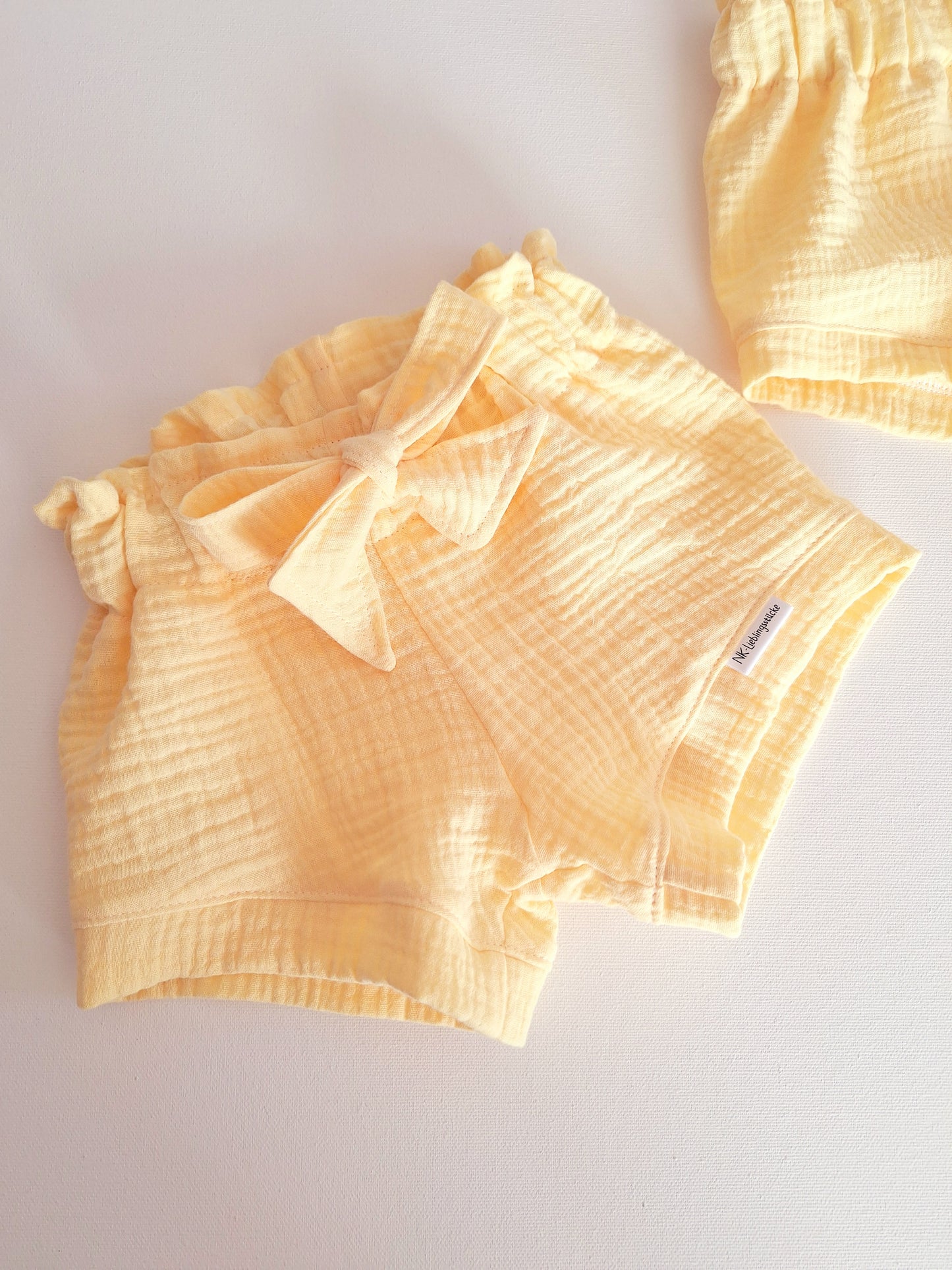 Sunny Shorts "Gelb"