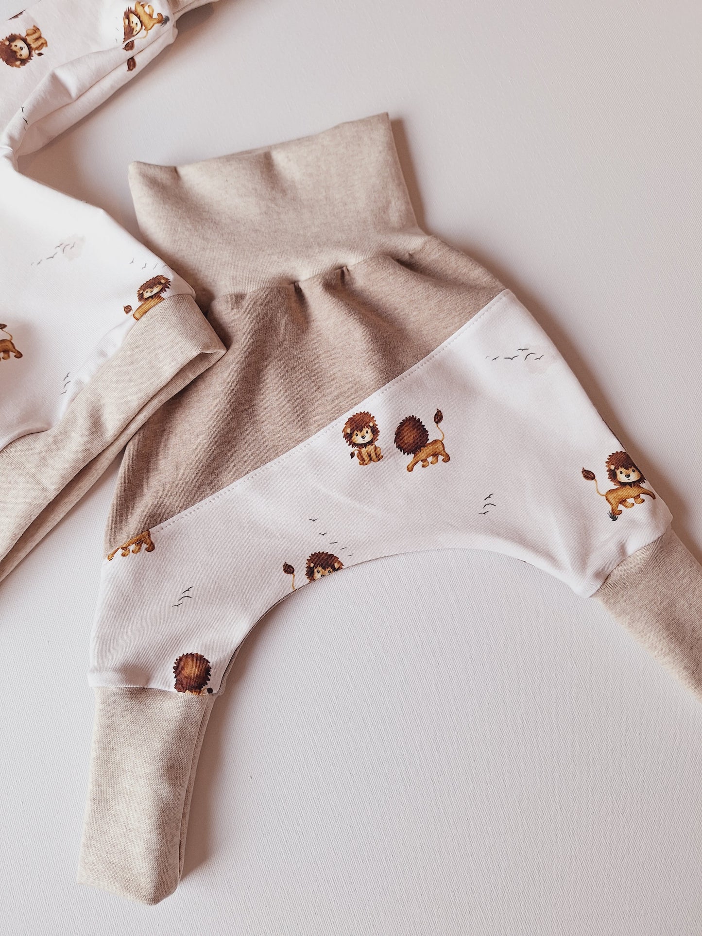 Mitwachshose mit Teilung (verschiedene Designs)