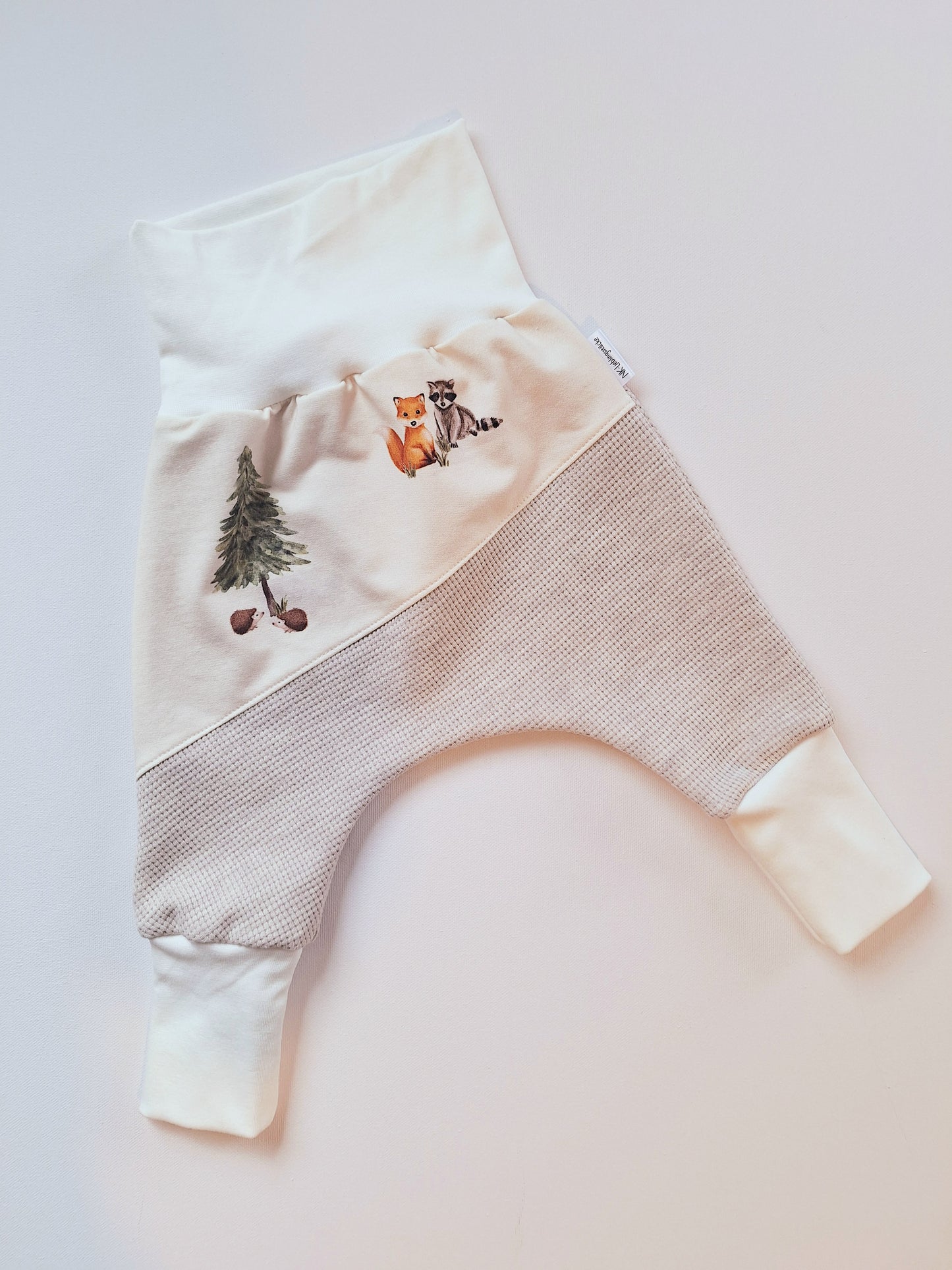 Mitwachshose "Waldtiere" Waffeljersey creme meliert