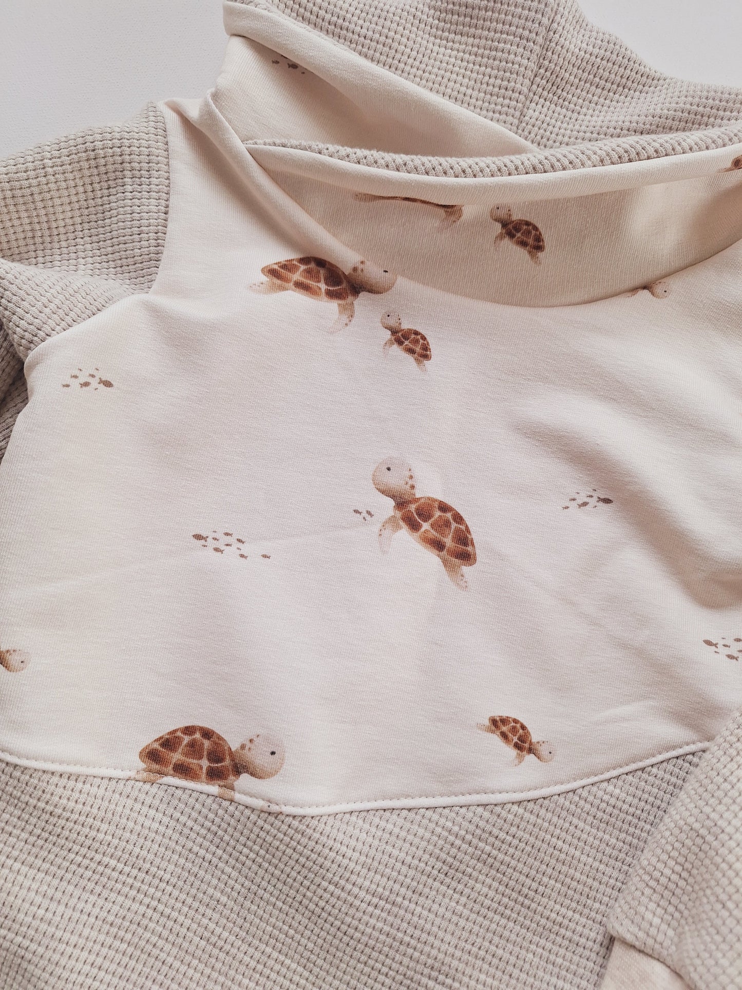 Sweater mit Wickelkragen "Schildkröte"