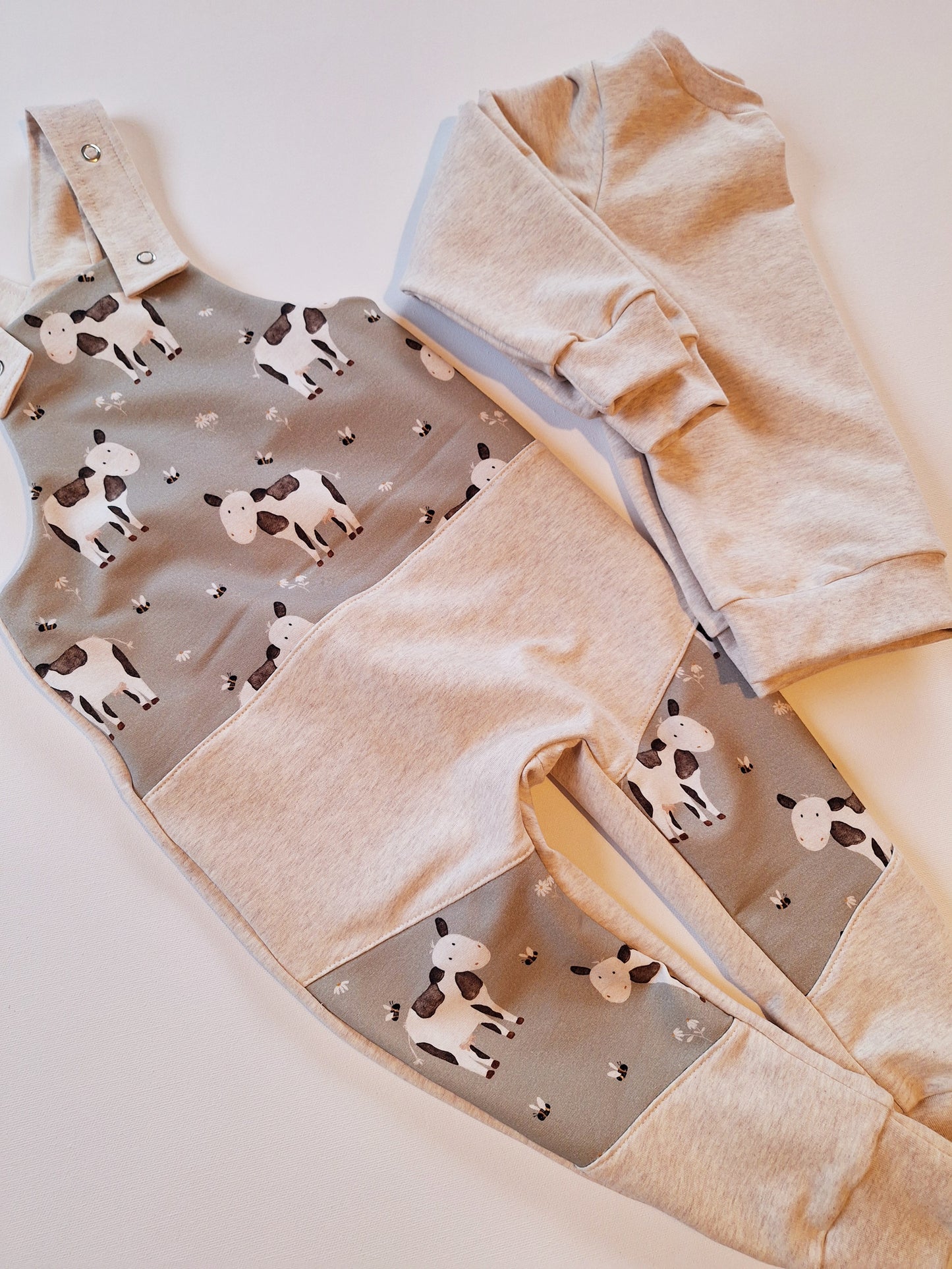 Set Größe 98/104 kleine Kuh