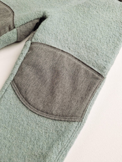 Walkhose mit Softshell-Patches Größe 92 und 104