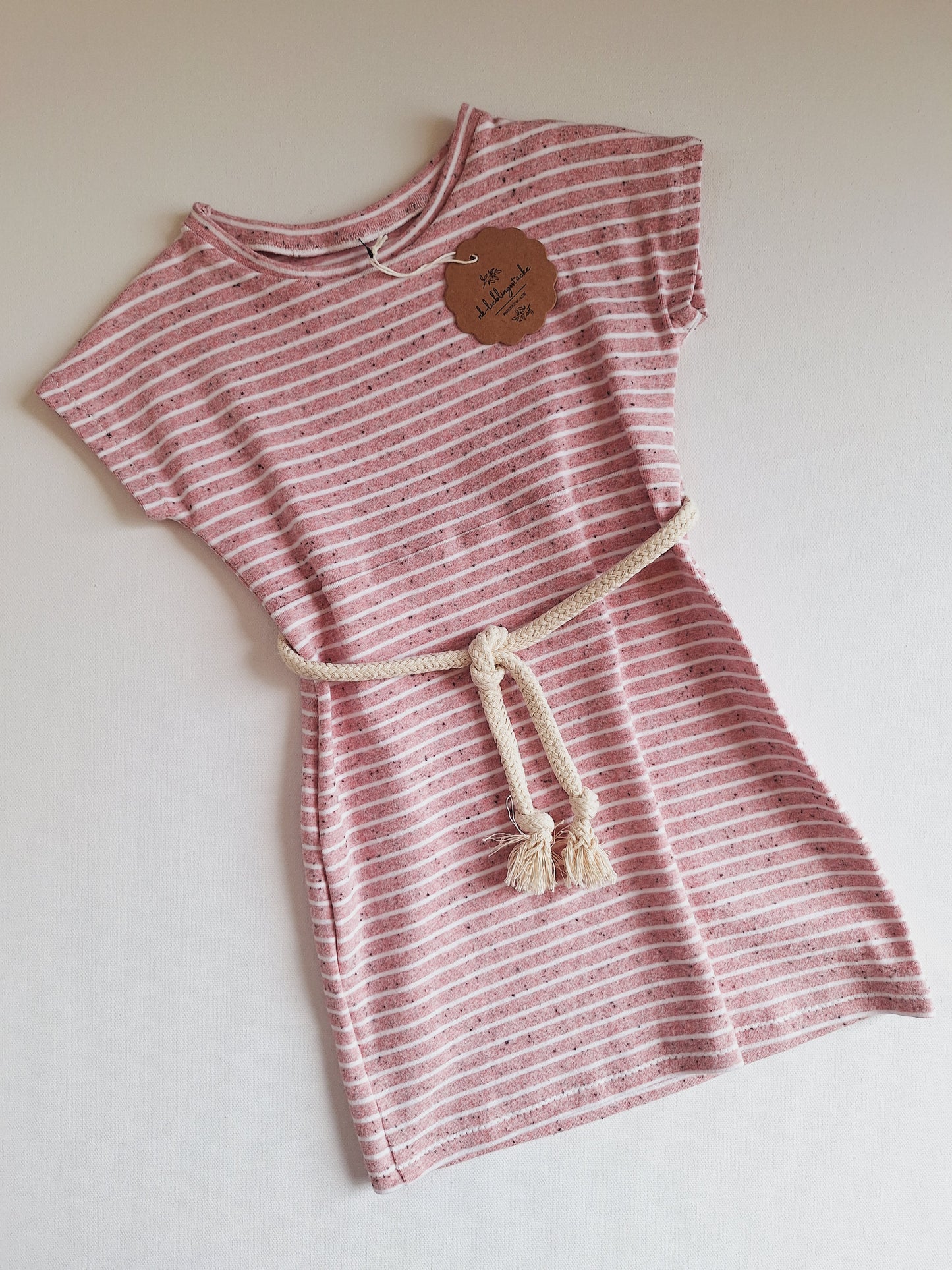 Sommerkleid mit Kordel 104