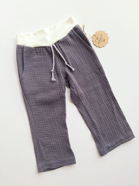 Musselinhose graublau