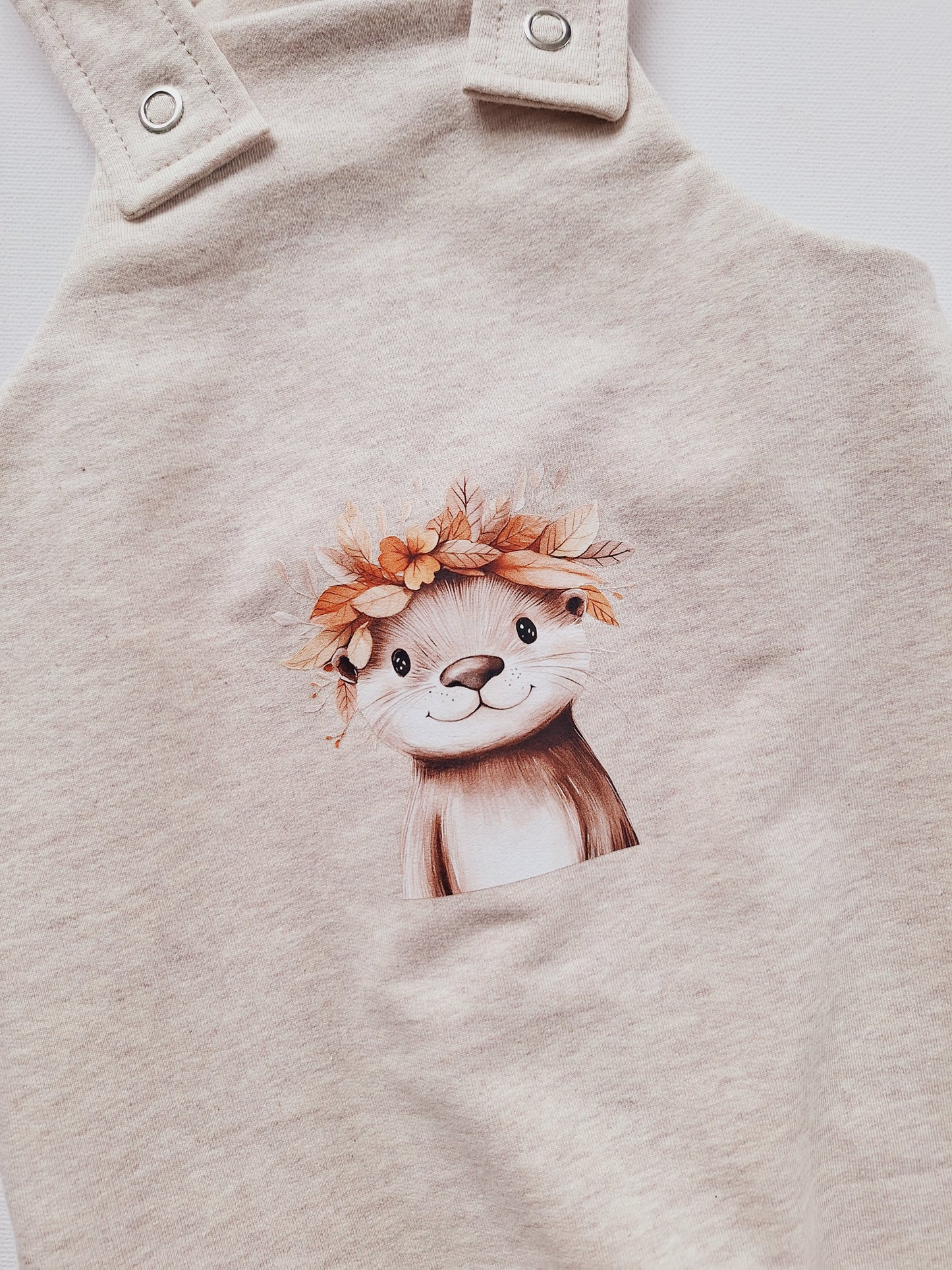 Latzhose mit Bügelbild (verschiedene Designs)