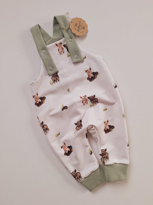 Latzhose "Schweinchen"