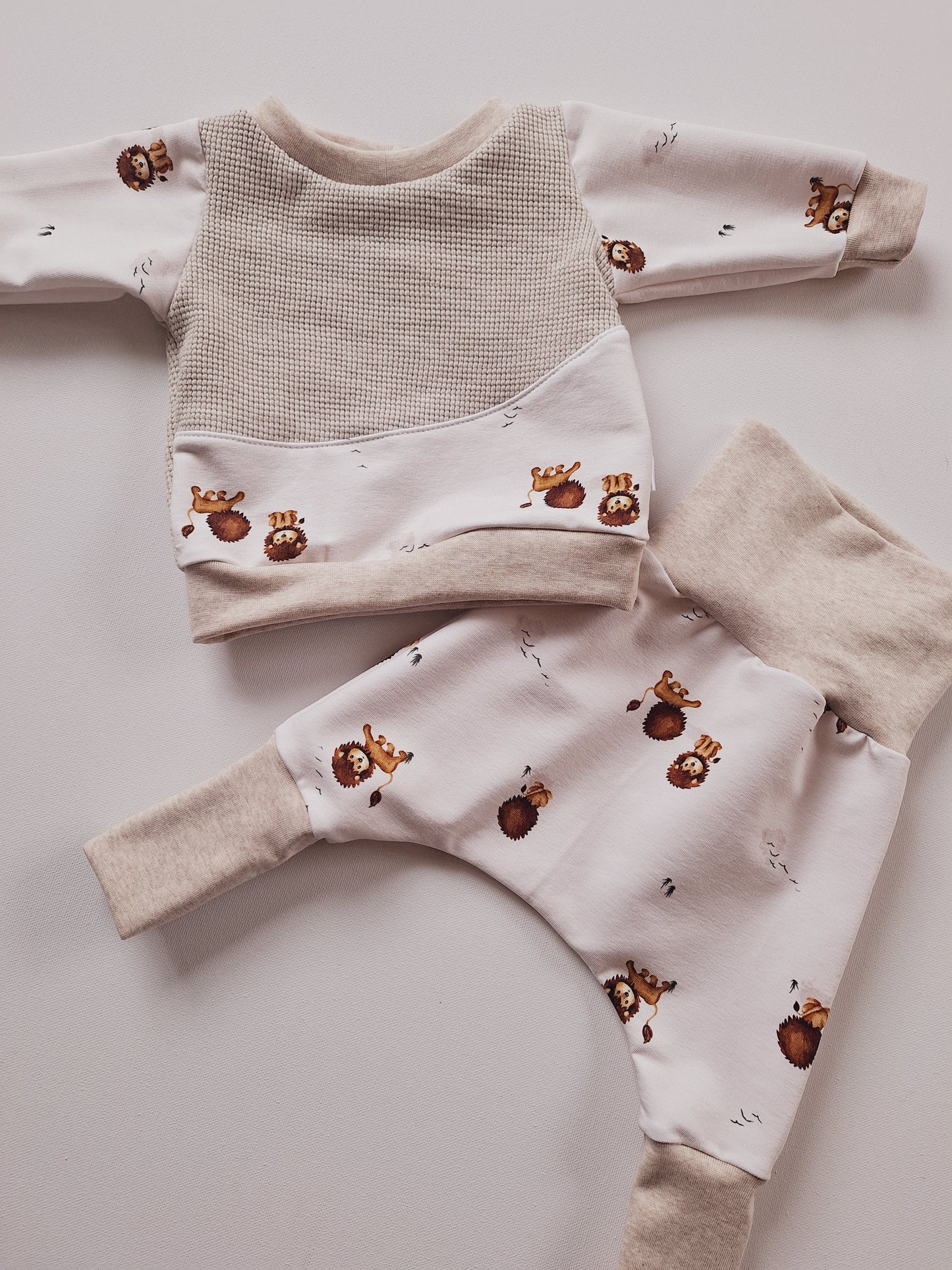 Sweater "kopfüber" (verschiedene Designs)