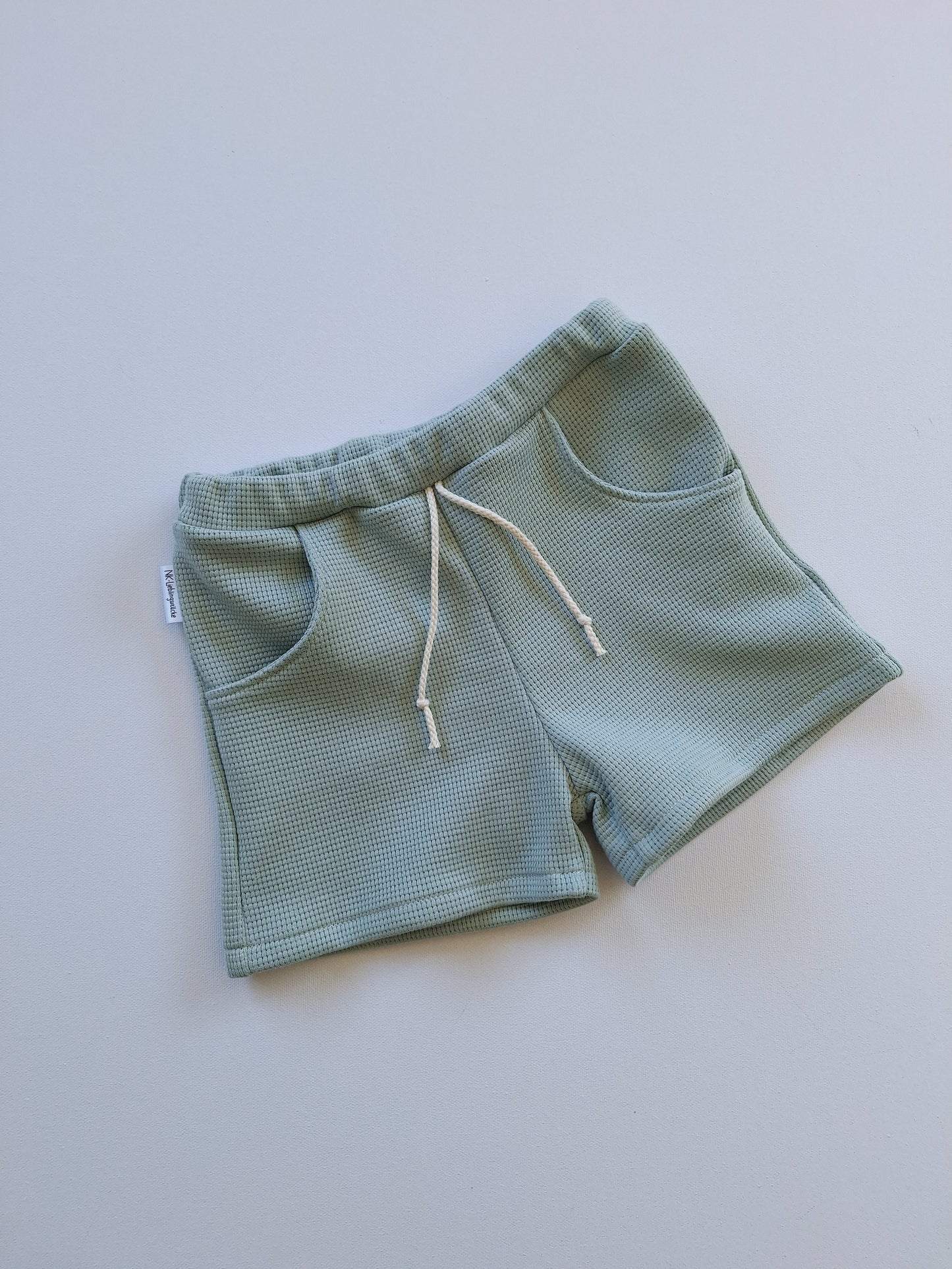 Sommer Shorts Waffeljersey (verschiedene Designs)